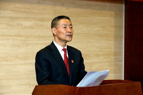 J9集团直营集团一届一次全委会选举出新一届辅导集体 斯泽夫当选J9集团直营党委书记